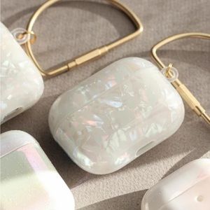 Esselle | Pearly Tortoise AirPods Pro Case